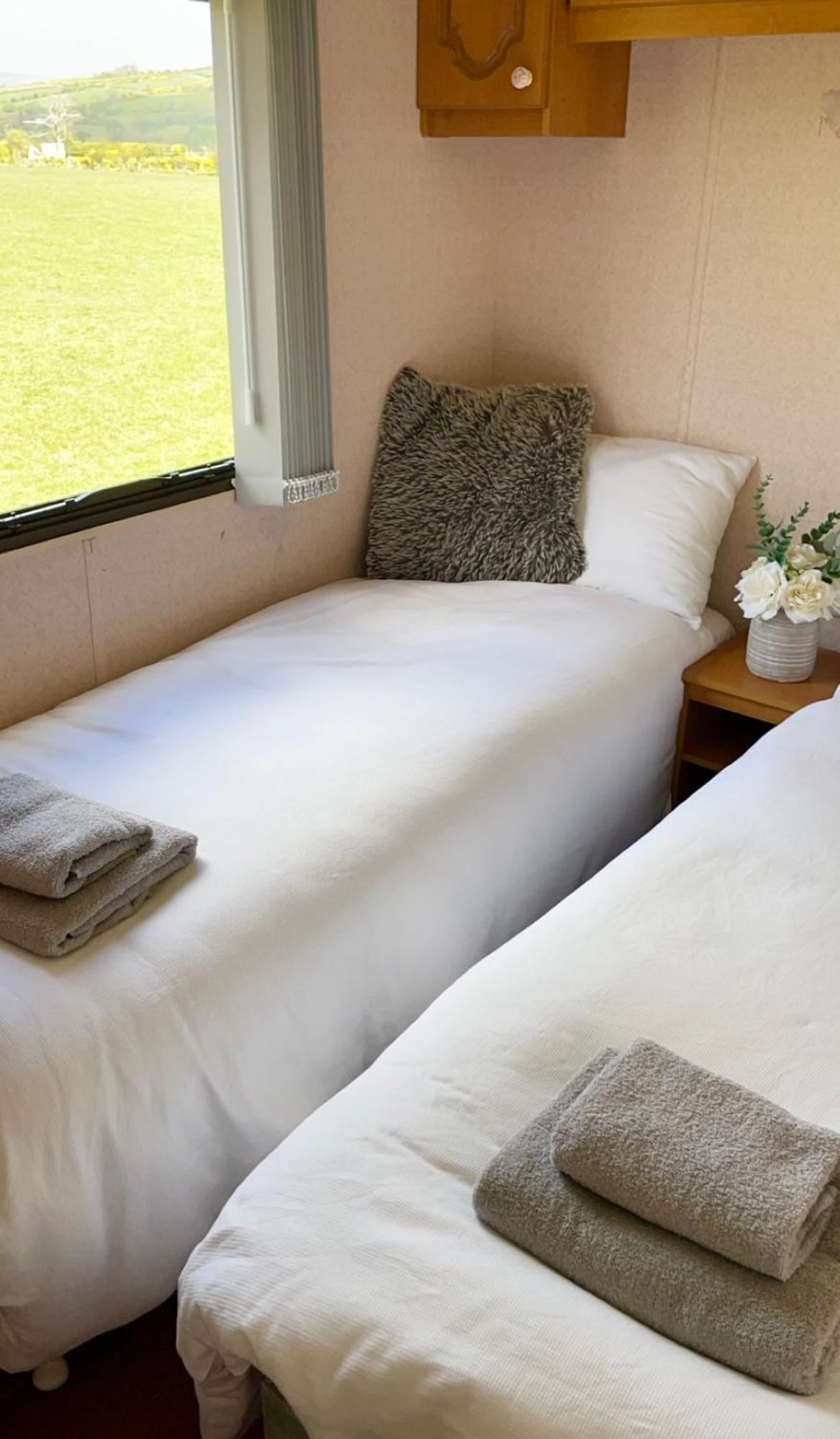 Mobile Holiday Home Cushendall Εξωτερικό φωτογραφία